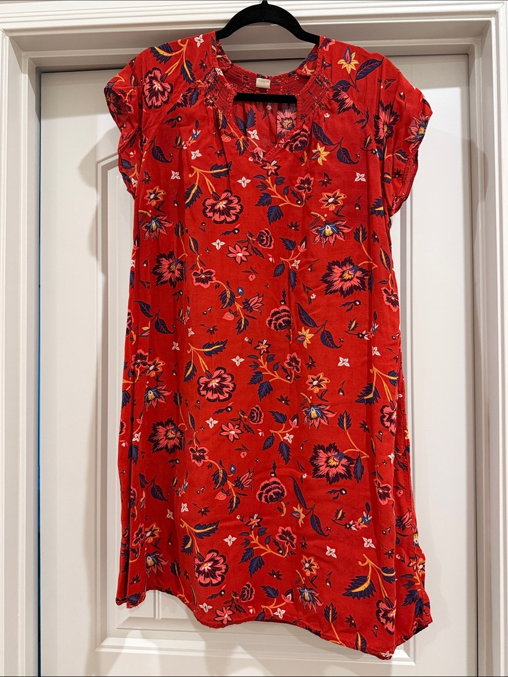 Old Navy Red Floral Shift Dress